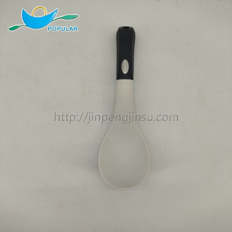 Set of 5 silicone kitchen utensils Set of 5 silicone kitchen utensils