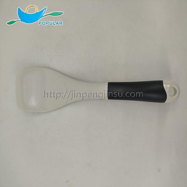 Set of 5 silicone kitchen utensils Set of 5 silicone kitchen utensils