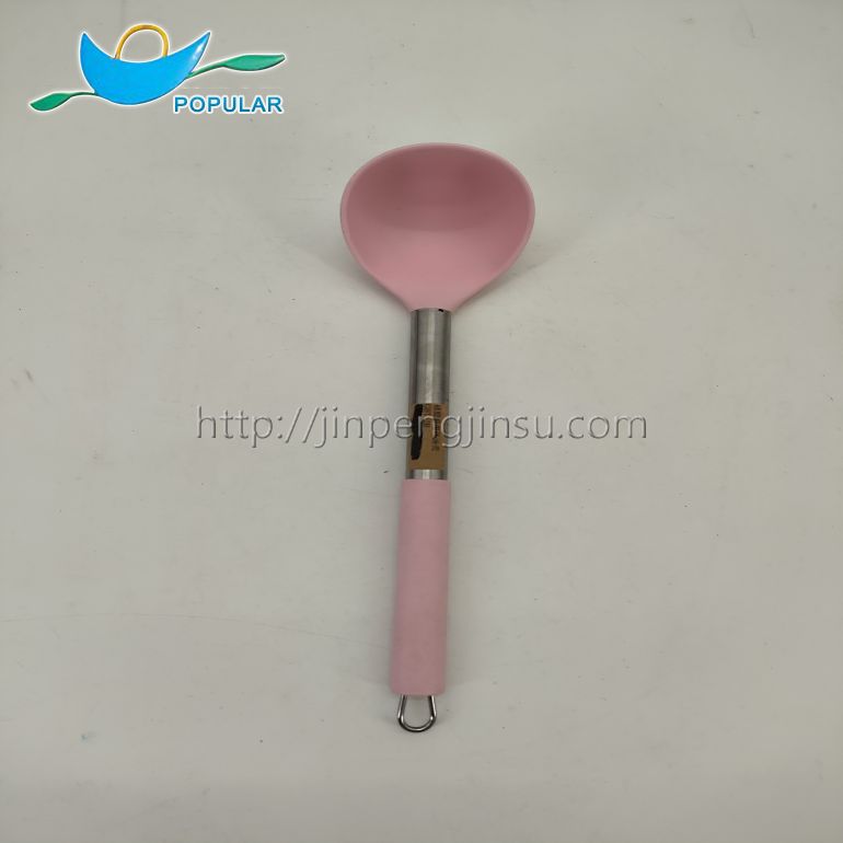 Set of 7 silicone kitchen utensils Set of 7 silicone kitchen utensils