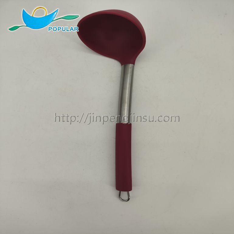 Set of 4 silicone kitchen utensils Set of 4 silicone kitchen utensils