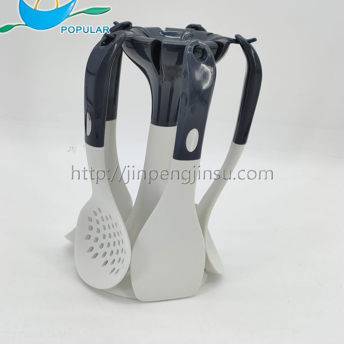 Set of 5 silicone kitchen utensils Set of 5 silicone kitchen utensils