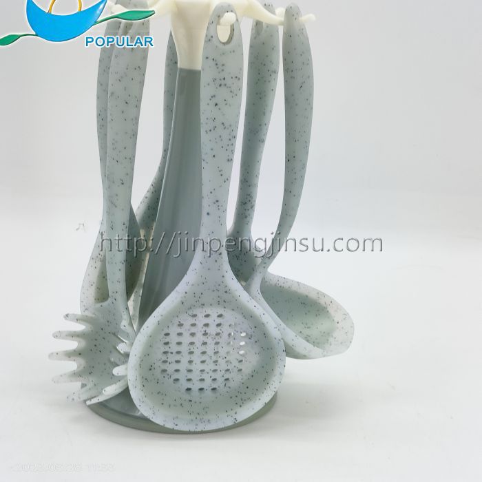 Set of 6 silicone kitchen utensils Set of 6 silicone kitchen utensils