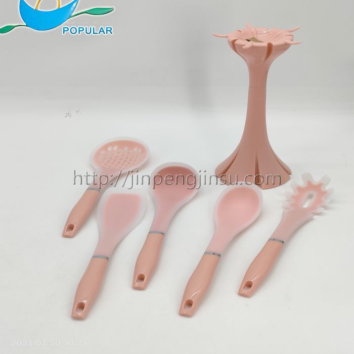 Set of 5 silicone kitchen utensils Set of 5 silicone kitchen utensils