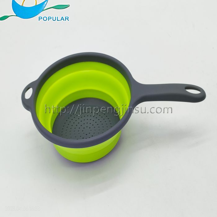 Circular water filter basket with handle Circular water filter basket with handle